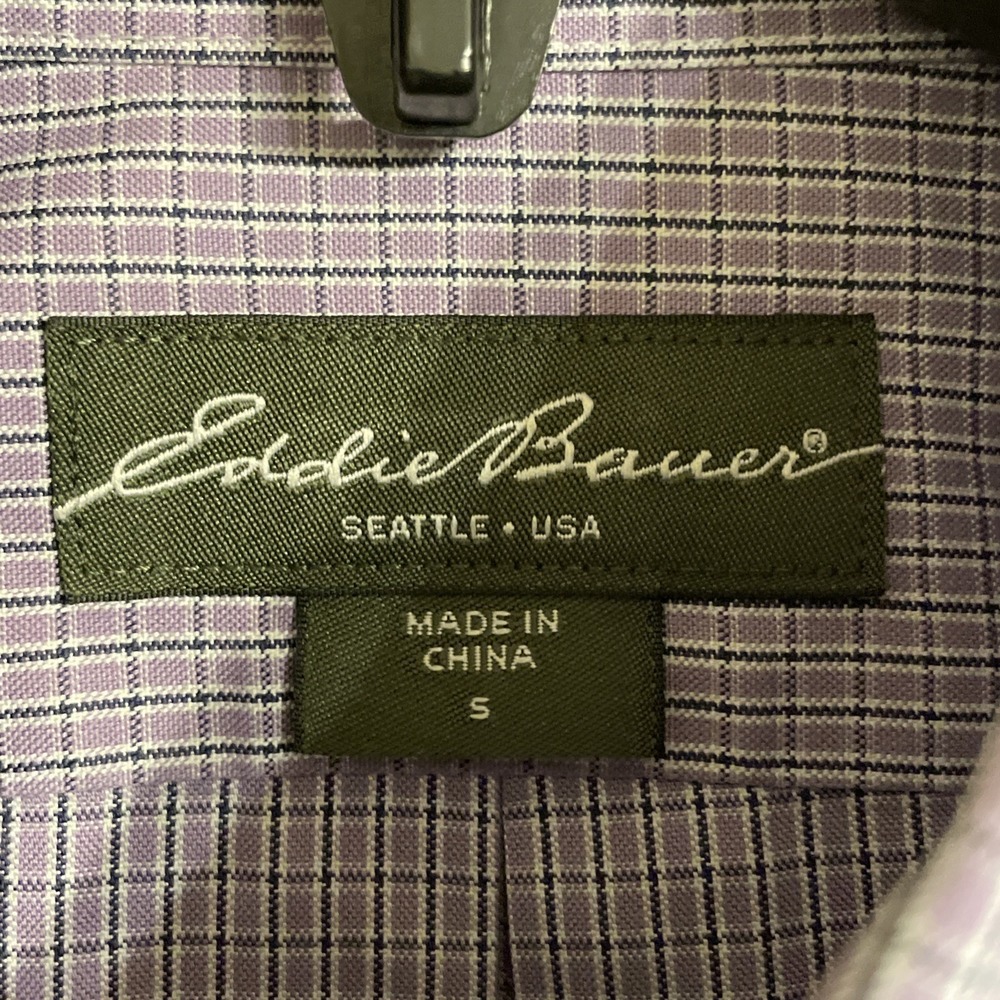 Men's Eddie Bauer short sleeve collared button Down Size small purple plaid - Picture 3 of 8